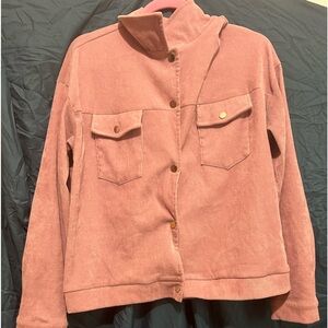 Cute button up!!